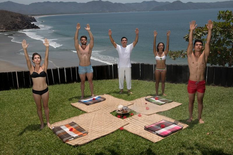 Hotel Punta Serena & Resorts - Solo Parejas (Adults Only) Tenacatita Exterior photo